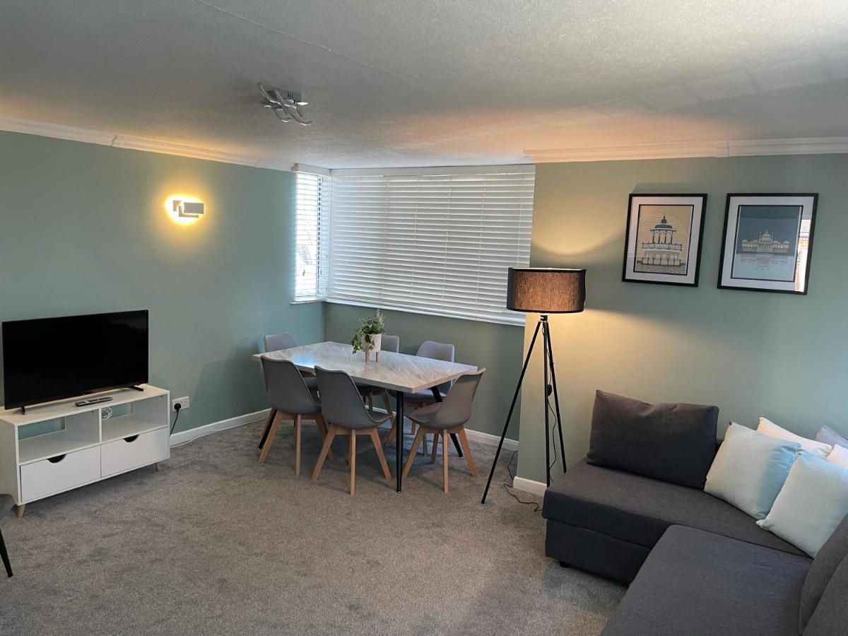 Brighton Square Townhouse Apartment ภายนอก รูปภาพ
