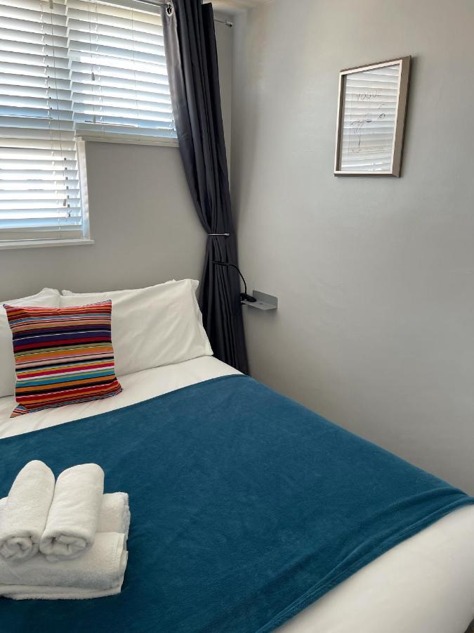 Brighton Square Townhouse Apartment ภายนอก รูปภาพ