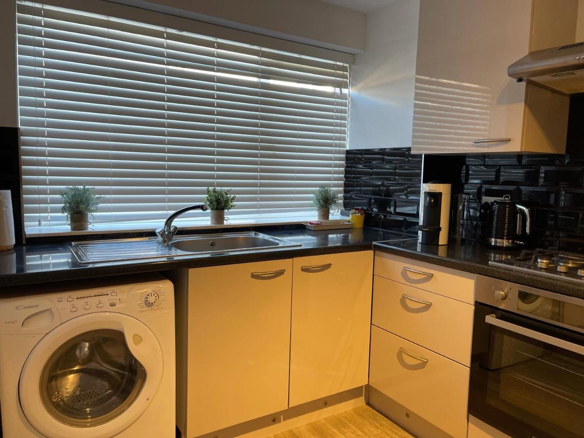 Brighton Square Townhouse Apartment ภายนอก รูปภาพ